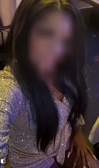 Amira, 36