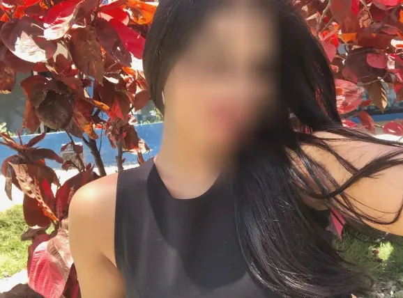 Chiara, 27