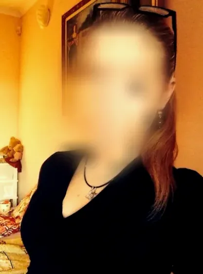 Claudia, 30