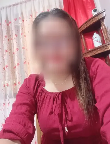 Elif, 38