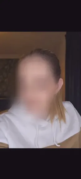 Katrin, 36