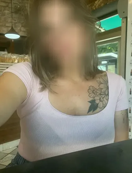 Kira, 40