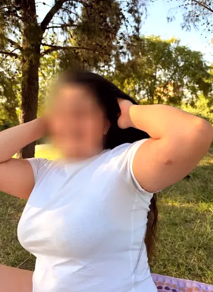 Lisa, 23