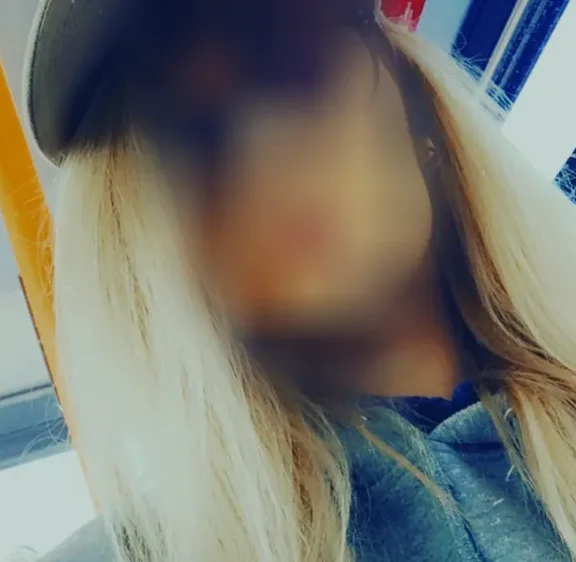 Stefanie, 28